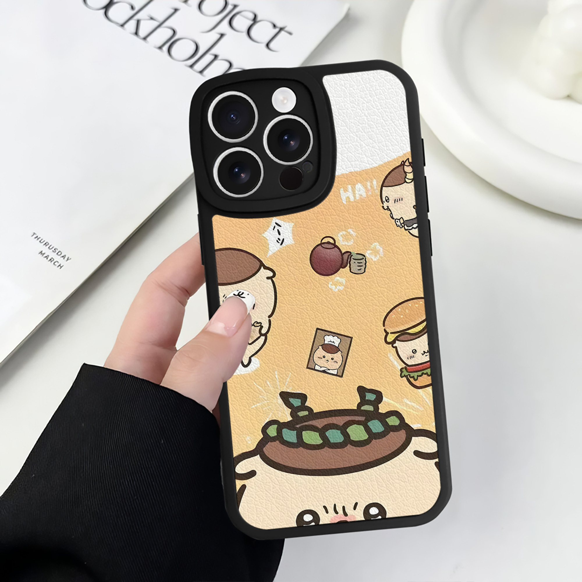 （画像用） ちいかわ Chii-kawa 【iPhone 16シリーズ対応】シリコンスマホケース（レザー調） 材質：シリコン